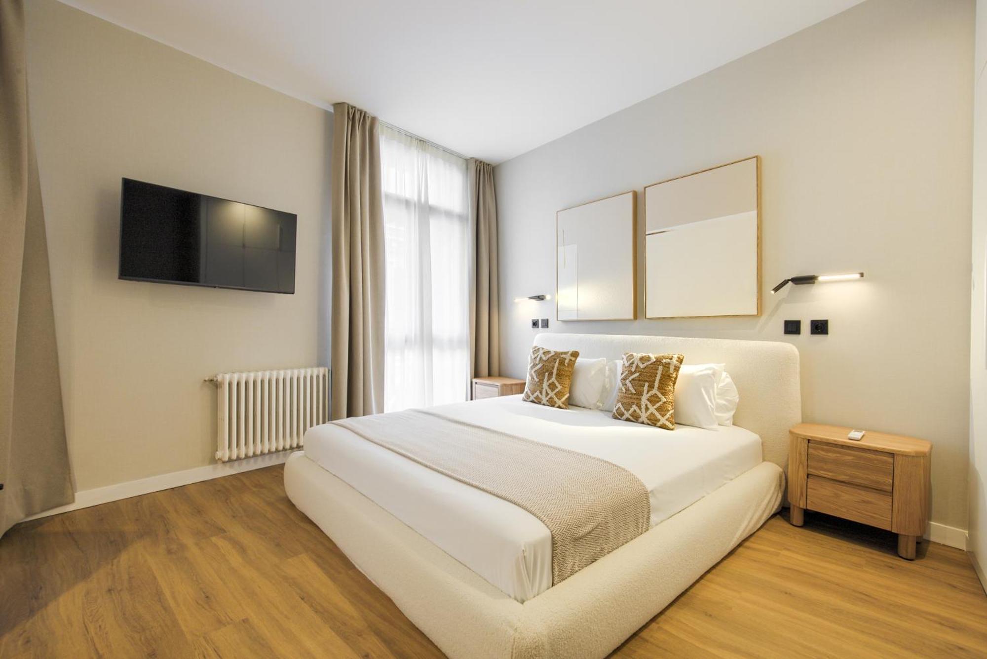 Dobo Madrid Justicia Apartment Room photo