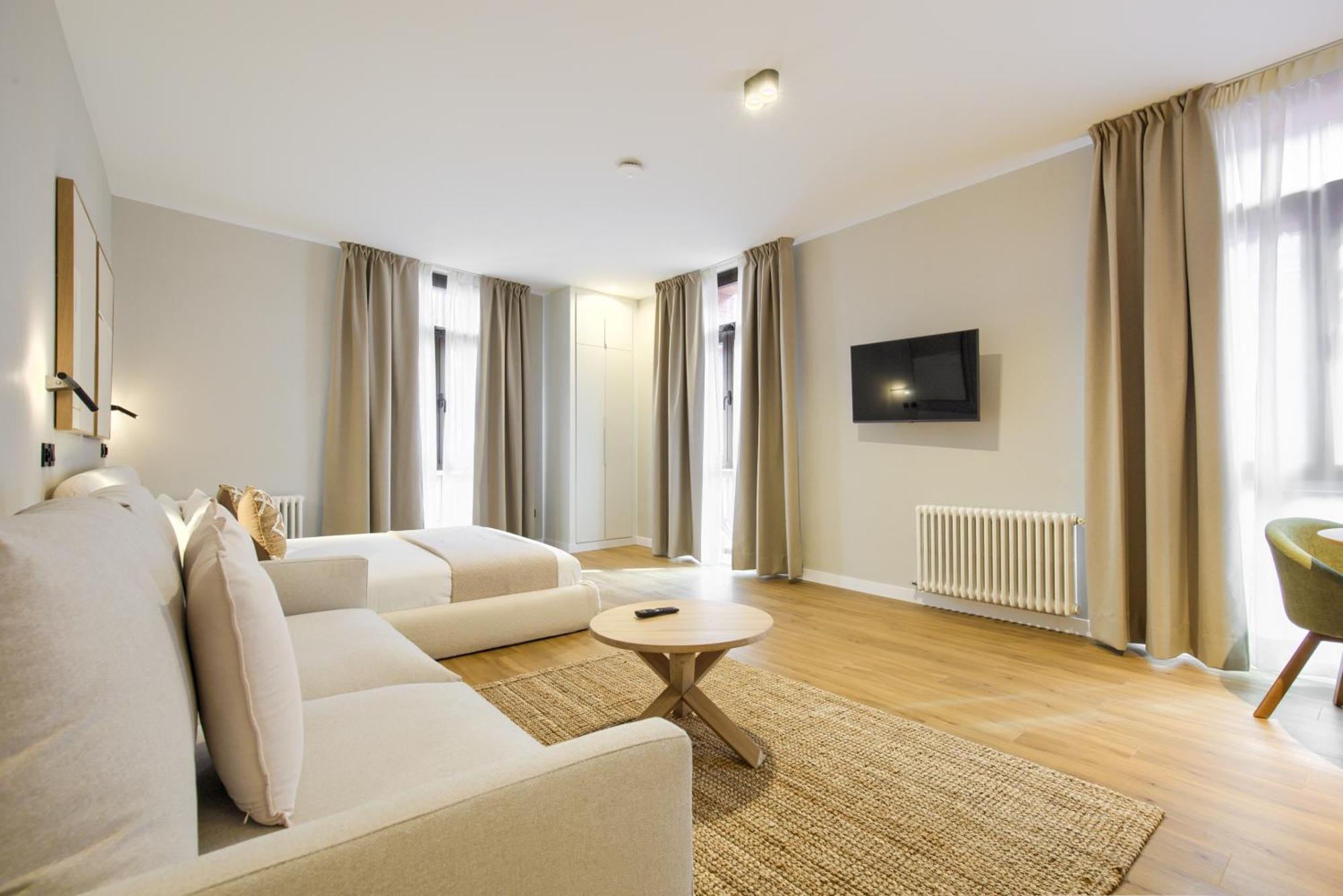Dobo Madrid Justicia Apartment Room photo