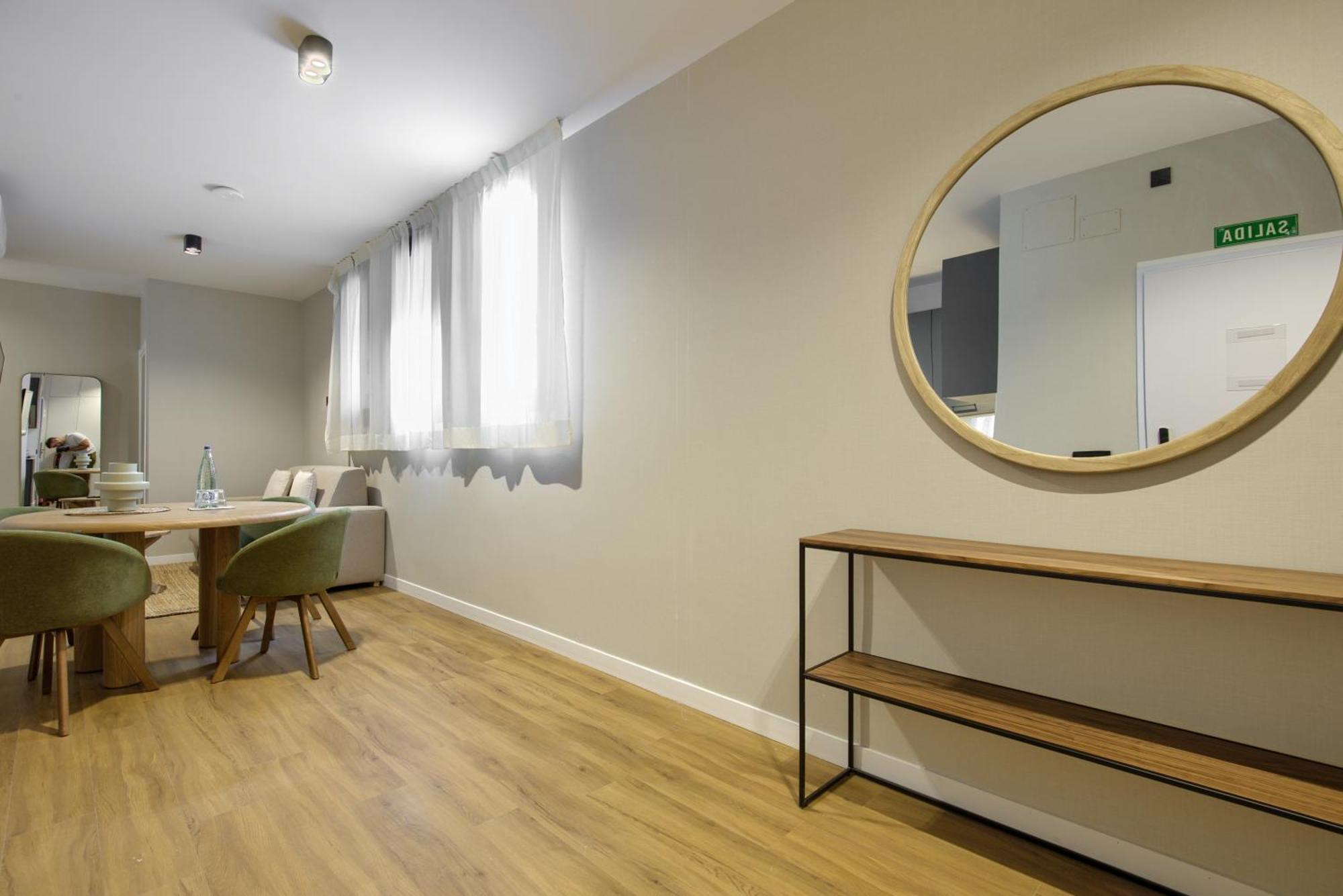 Dobo Madrid Justicia Apartment Room photo