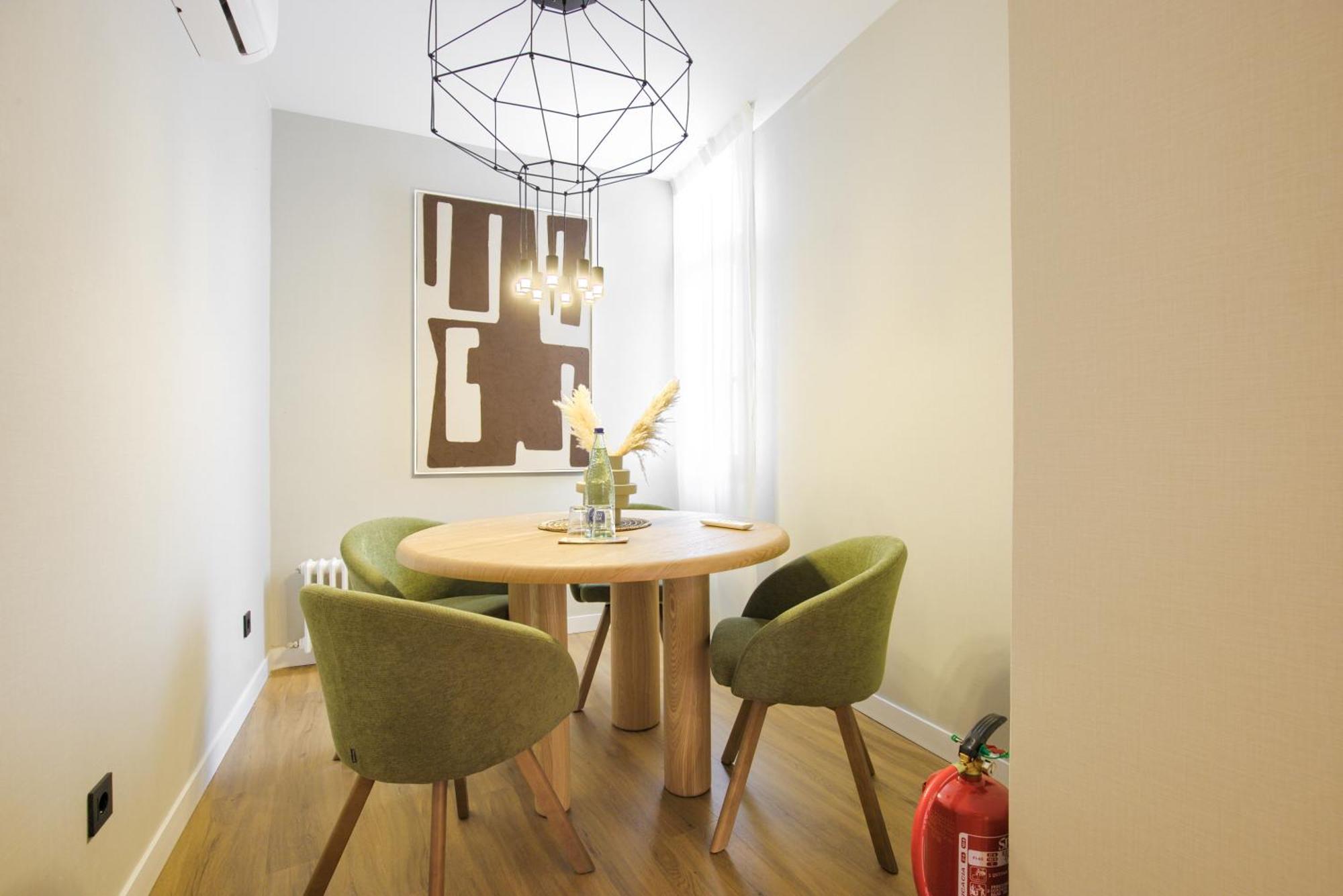 Dobo Madrid Justicia Apartment Room photo