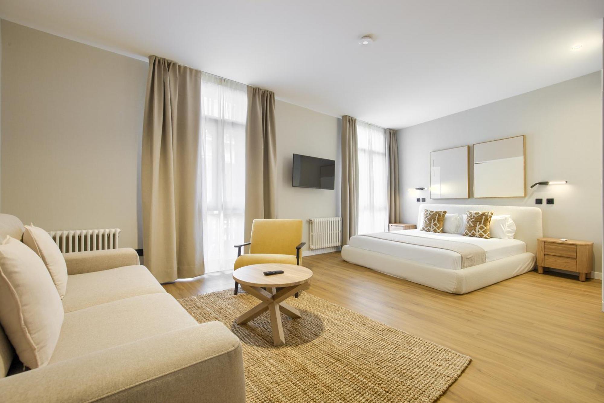 Dobo Madrid Justicia Apartment Room photo